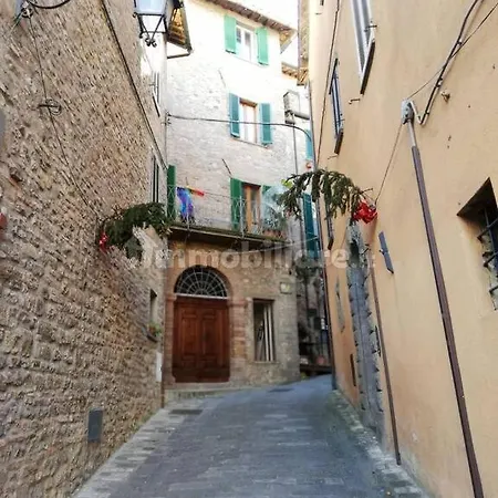 A Casa Di Braccio Da Montone *